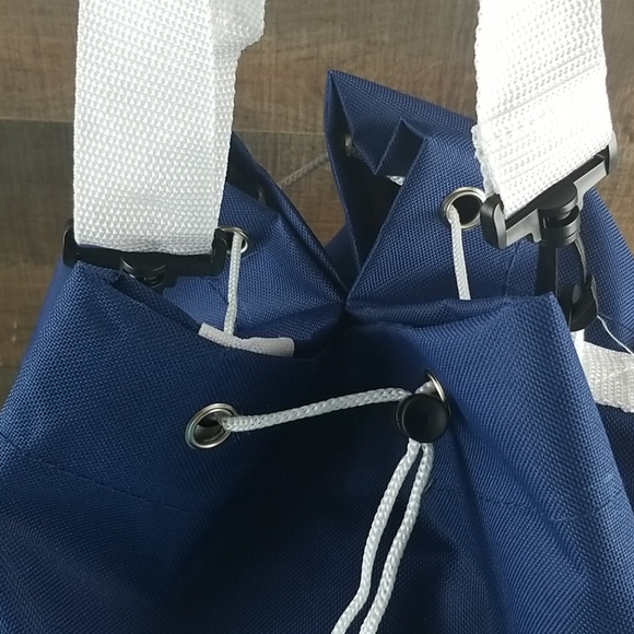 Carnival cruise line insulated cooler draw string - Picture 4 of 9